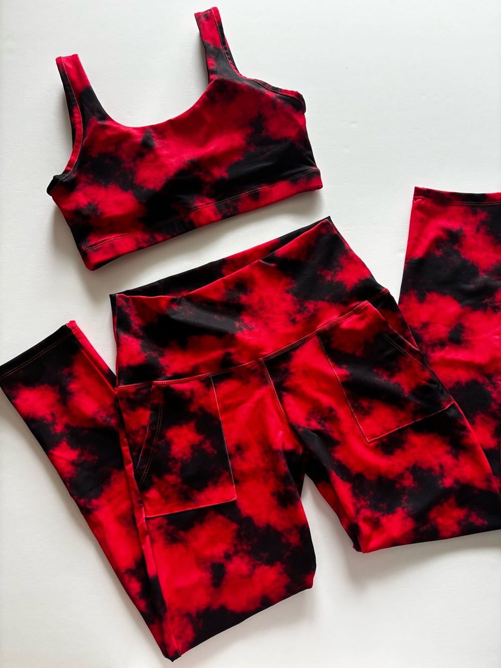 Catherine Malandrino Red and Black Tie-Dye Legging & Tank Set